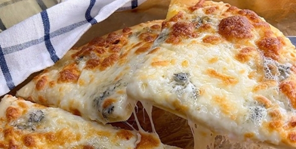 Пицца "4 сыра": рецепт простого и вкусного блюда