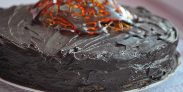 Оригинальный рецепт: как приготовить шоколадно-миндальный торт