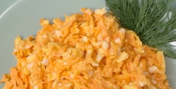 Вкусно и полезно: рецепт морковного салата (видео)