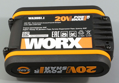 Обзор аккумуляторной сабельной пилы Worx WG894E