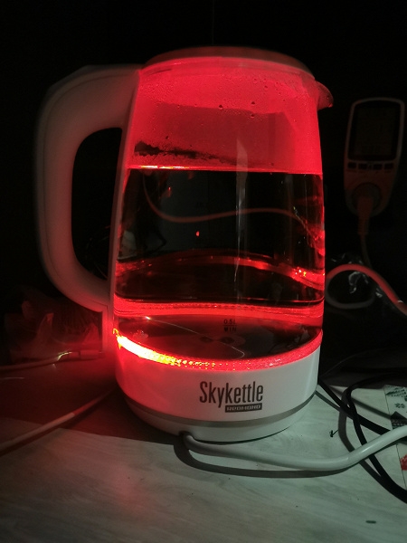 Обзор электрического чайника Redmond SkyKettle RK-G203S: аквадискотека с голосовым управлением
