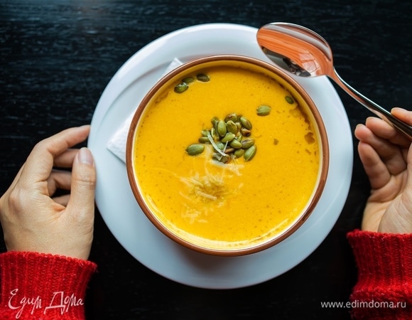 Гастроэнтеролог поделилась рецептом супа для «хорошего пищеварения»