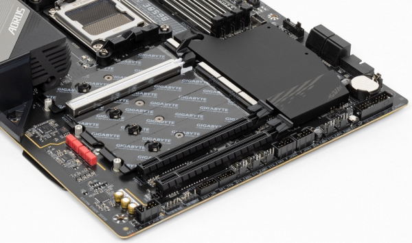 Тестирование SSD Digma Pro Top P6 1 ТБ на первом и пока единственном контроллере с поддержкой PCIe Gen5