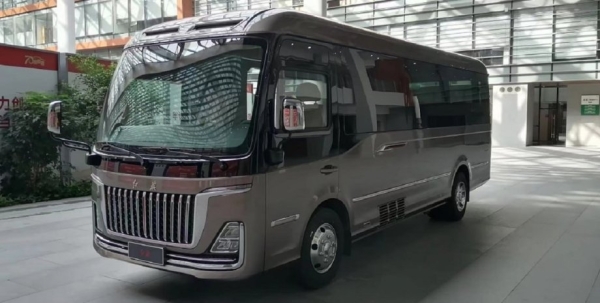 Роскошная маршрутка: китайцы представили премиальный автобус в стиле Toyota (фото)
